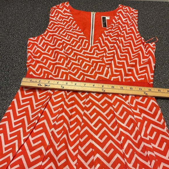 Julian Taylor Orange and White A-Line Sleeveless Dress - Picture 5 of 7